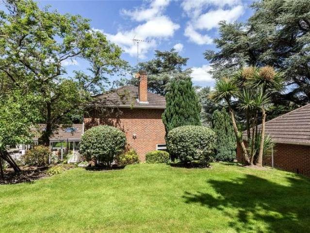 House for sale in Worplesdon, Westborough