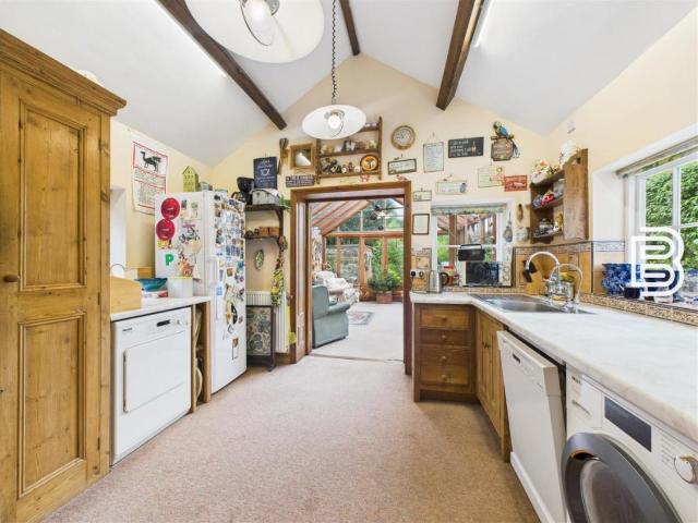 House for sale in Hillmorton Paddox, New Bilton