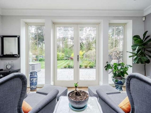 House for sale in Buckler's Park, Crowthorne