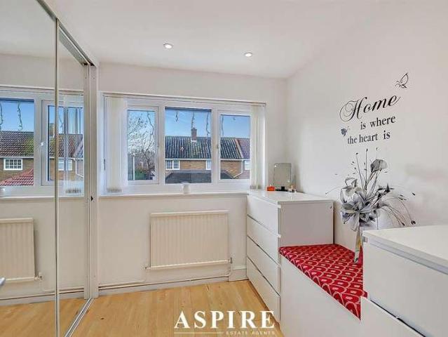 House for sale in Vange, Essex