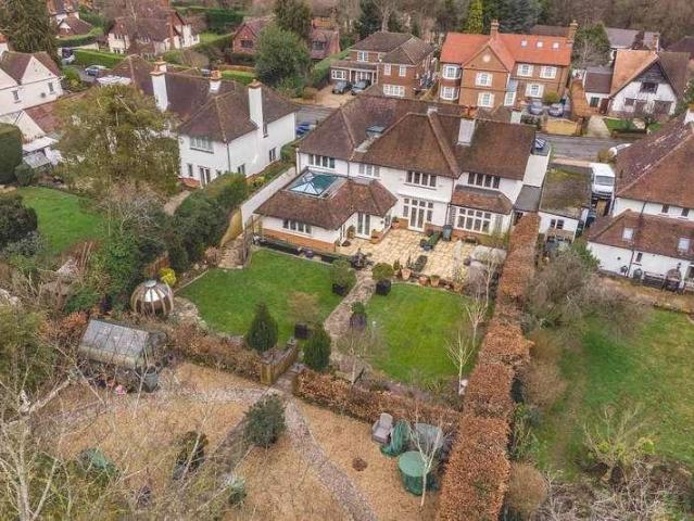House for sale in Chalfont St. Peter, Denham