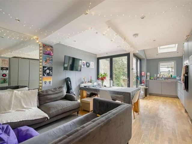 House for sale in Arlington, Norwich