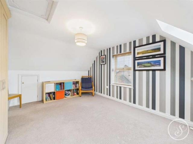 House for sale in Whitkirk, Colton