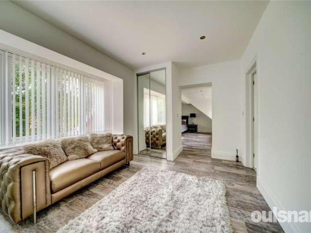 House for sale in Bromsgrove, Worcestershire