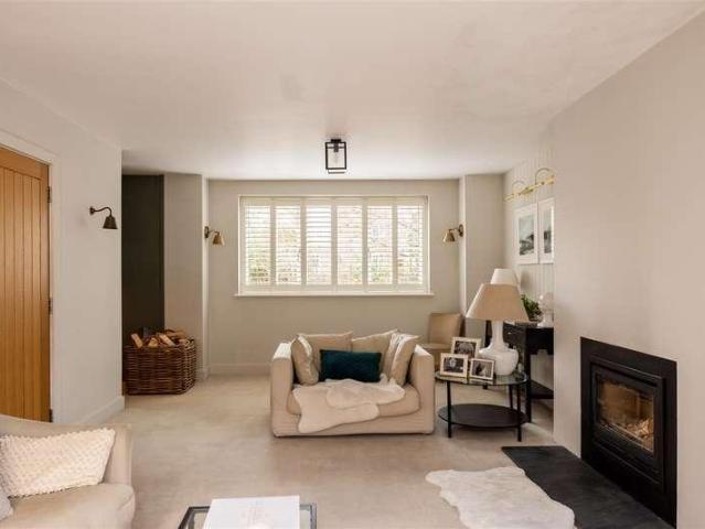 House for sale in Perryfields, West Sussex