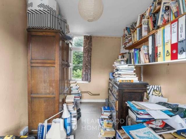 House for sale in St Albans, Five Acres