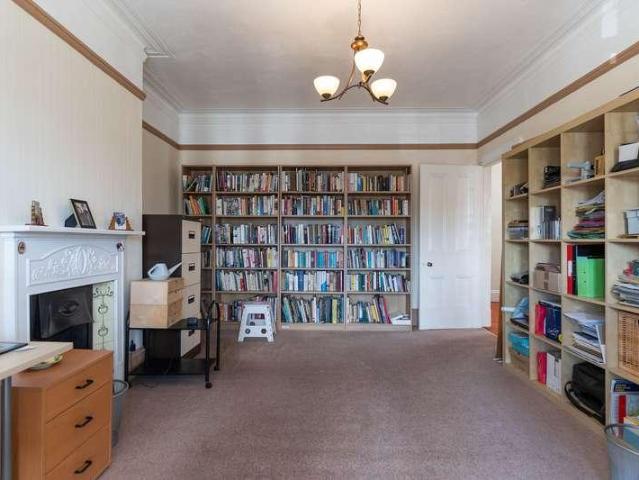 House for sale in Allt-yr-yn, Wales