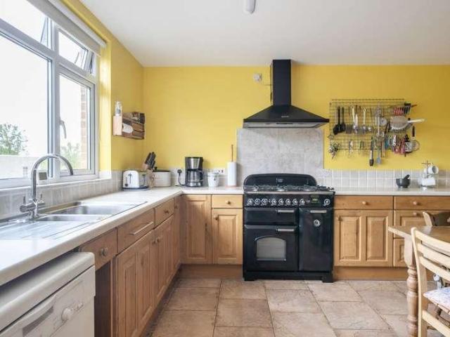House for sale in Ashcott