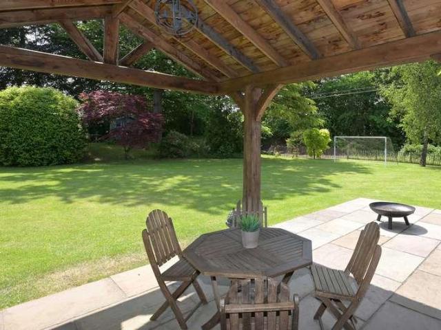 House for sale in Broxburn, Faucheldean