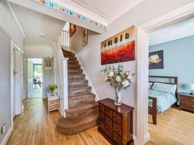 House for sale in Little Stanmore, Greater London