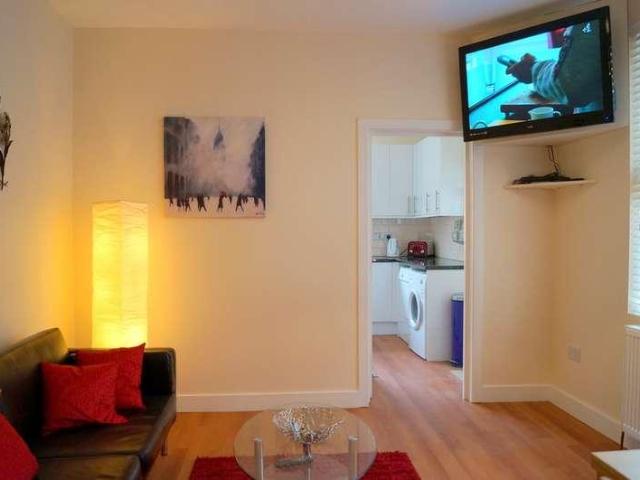 House for sale in Freezywater, Greater London