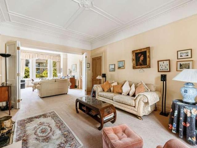 House for sale in London Borough of Ealing, Perivale