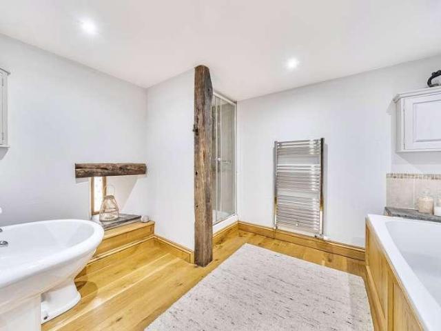 House for sale in Franks Bridge, Llanfiangel Nant Melan