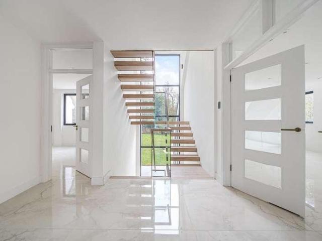 House for sale in Totteridge, Greater London