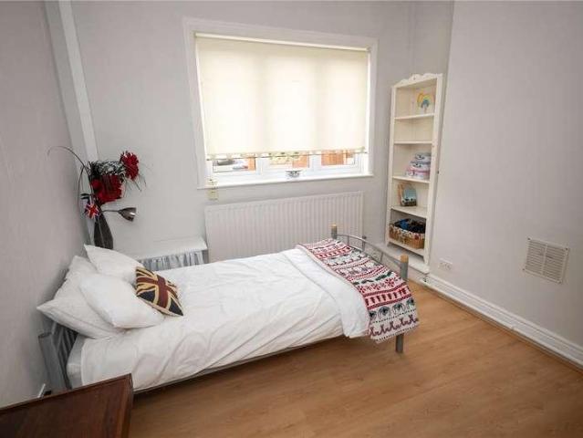 House for sale in Wake Green, West Midlands
