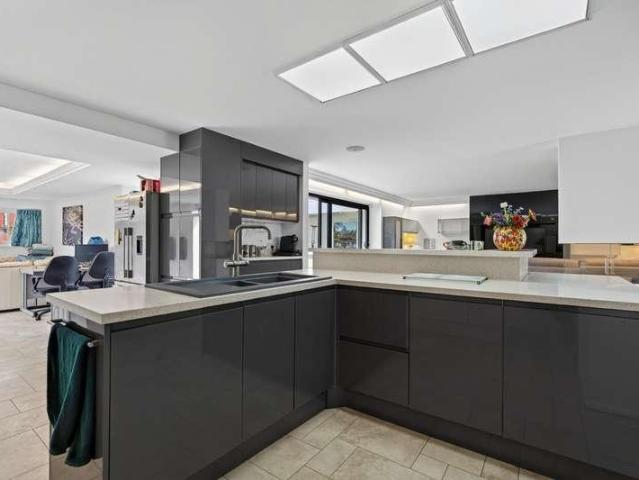 House for sale in Milverton, Warwick