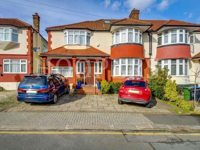 House for sale in Dollis Hill, Greater London