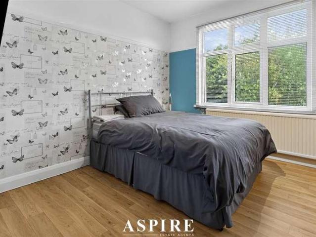 House for sale in Alton Barnes, Essex