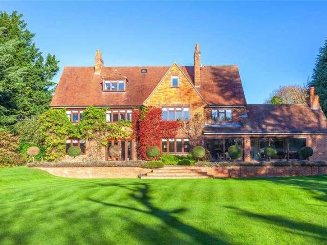 House for sale in Berrick Salome, Oxfordshire