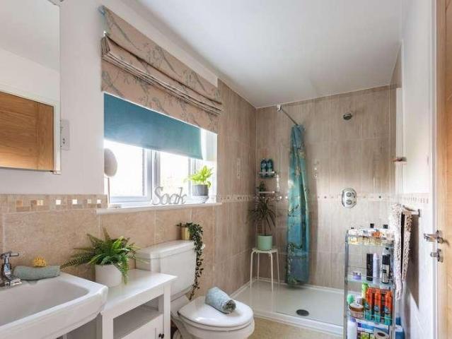 House for sale in Pinxton, Elmton