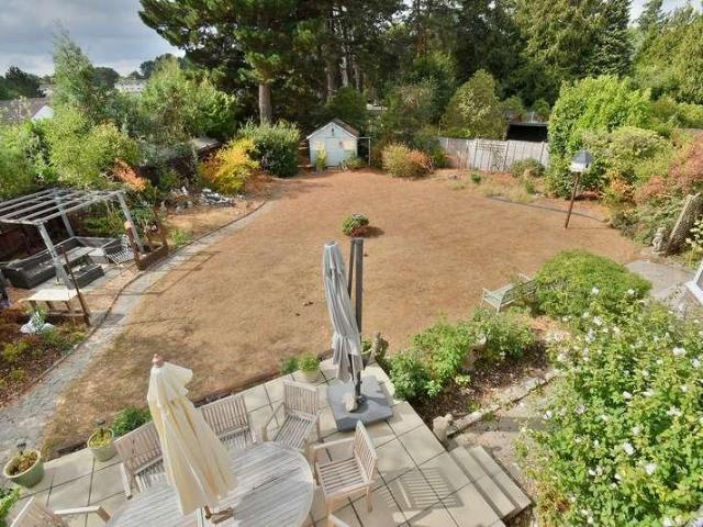 House for sale in Tricketts Cross, Ferndown