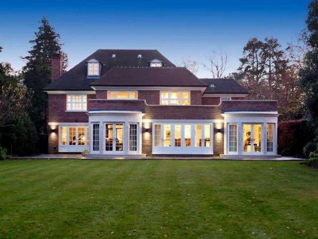 House for sale in Whiteley Village, Blackhills