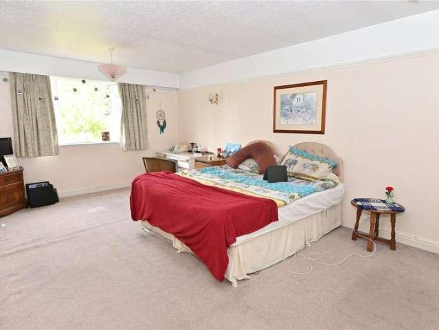House for sale in Wake Green, West Midlands