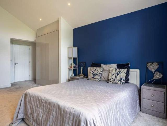 House for sale in Tettenhall, West Midlands
