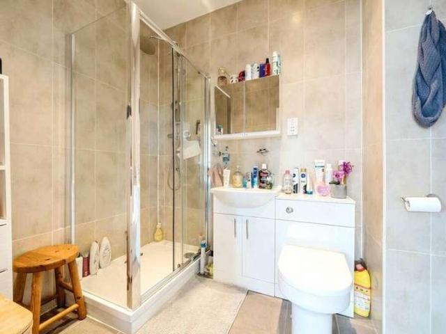 House for sale in Whetstone, Greater London