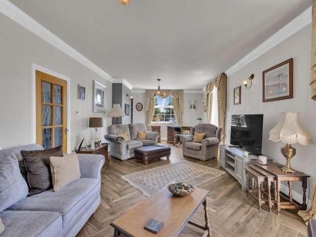 House for sale in Hartshill CP, Gun Hill