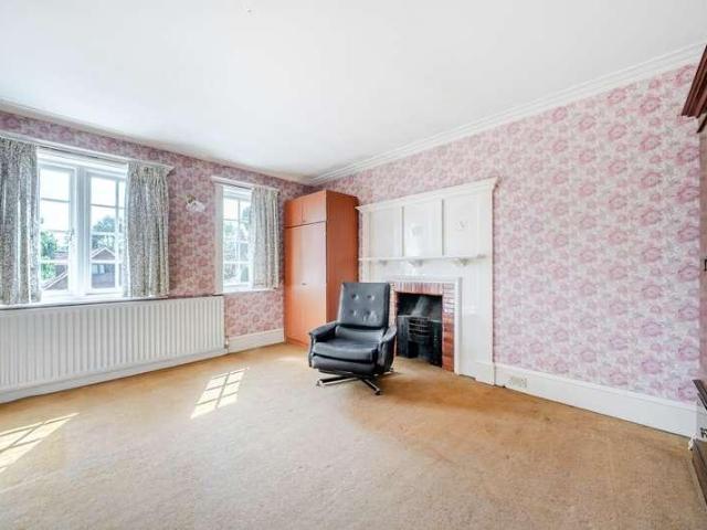 House for sale in Westfield, Woking