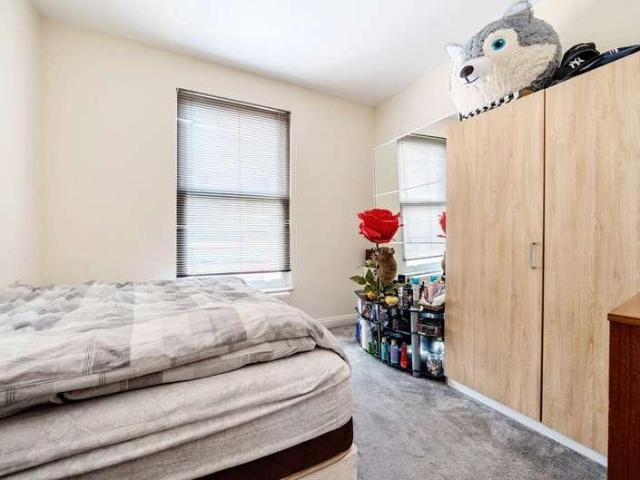 House for sale in Whetstone, Greater London