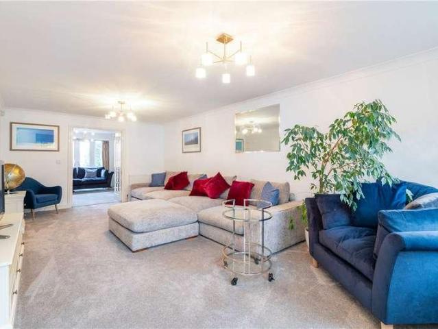 House for sale in Baildon