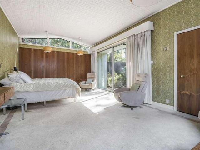 House for sale in Elstree, Hertsmere