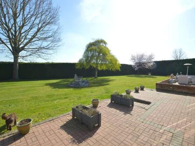 House for sale in Chipping Hill, Essex