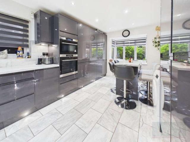 House for sale in Knighton, Old Wharf