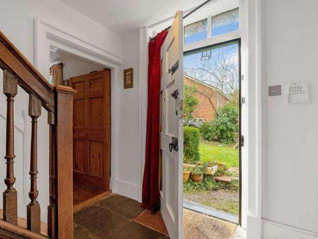 House for sale in Green Close, Warwickshire