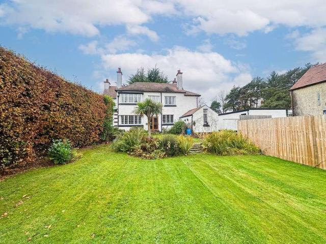House for sale in Willaston Mills, Cheshire
