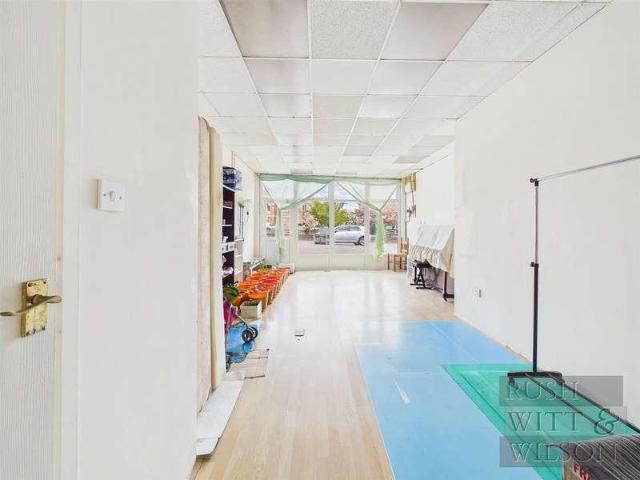 House for sale in Central, Heathlands