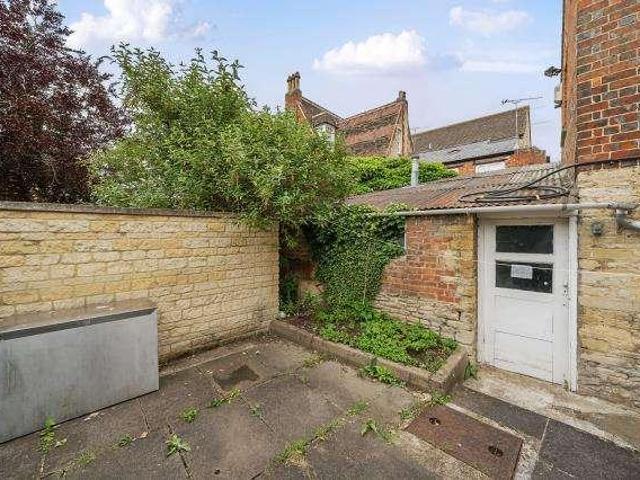House for sale in Black Bourton, Oxfordshire