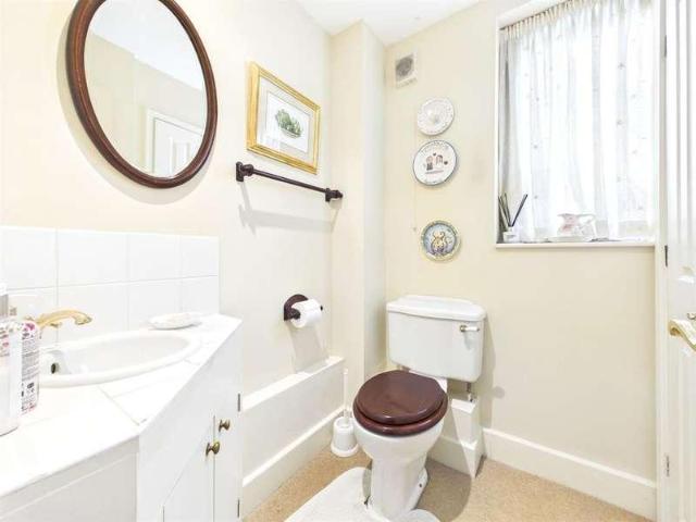 House for sale in Black Bourton, Oxfordshire