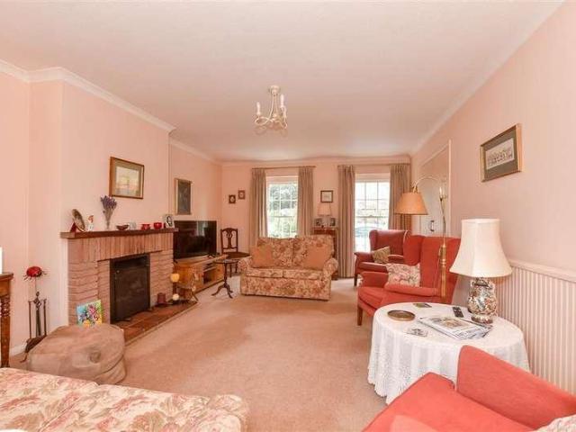 House for sale in Wickhambreaux, The Bridge