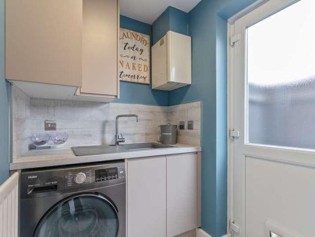 House for sale in Coedkernew, Wales