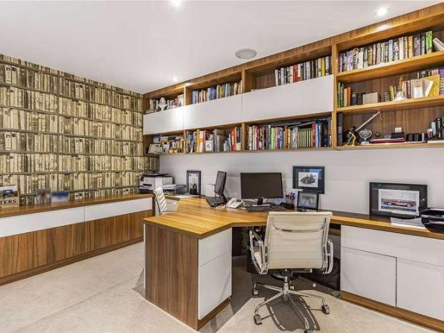 House for sale in Barnet, Hadley Wood