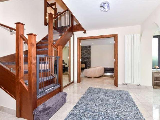 House for sale in Upper Harbledown, The Bridge