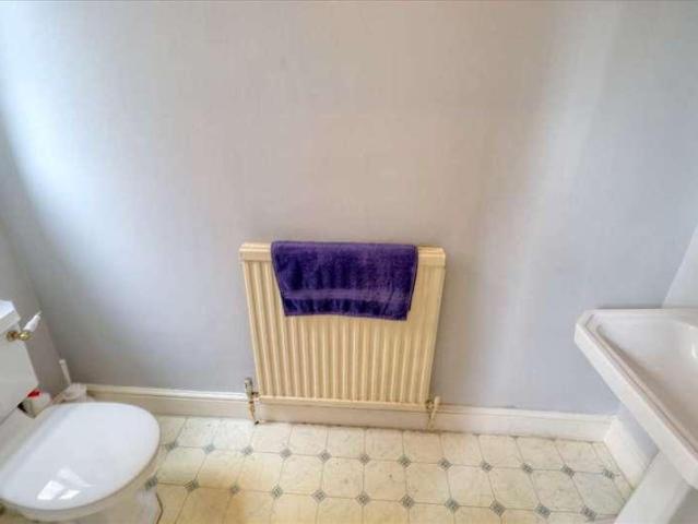 House for sale in Dale Hill, Essex