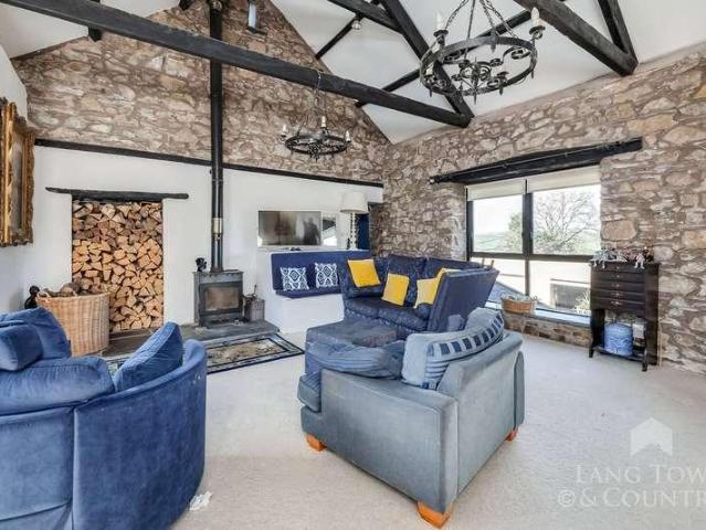 House for sale in Saltash, Cornwall