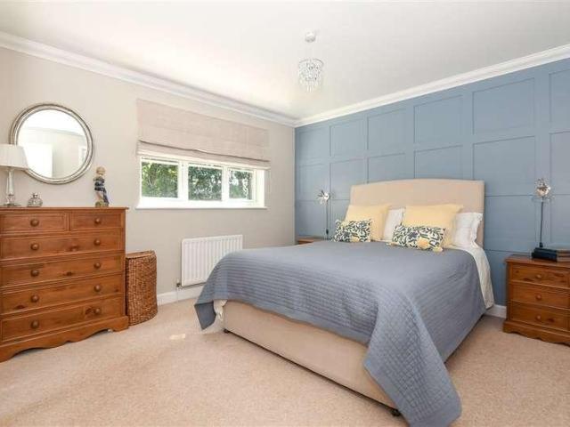 House for sale in Red Hill, Surrey