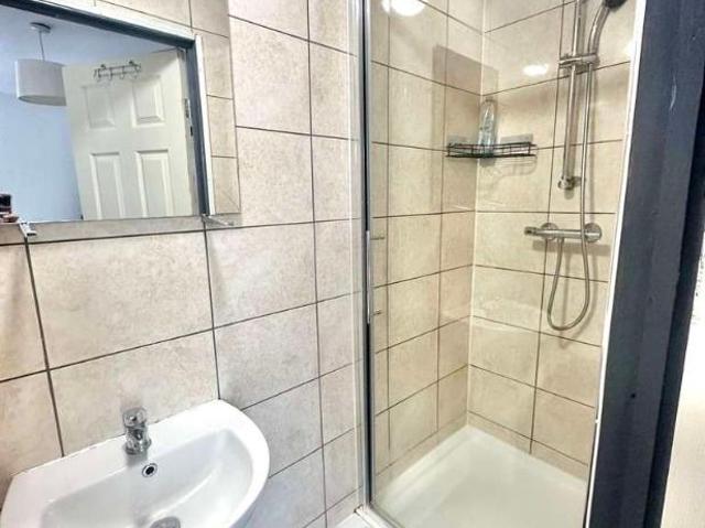 House for sale in Ball Hill, West Midlands