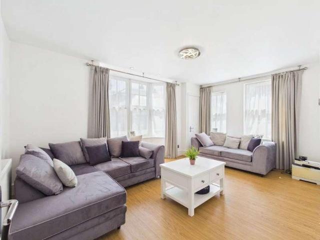 House for sale in Nepcote, Clapham